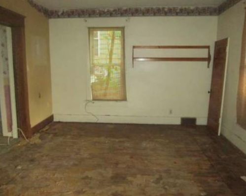 217 Laurel Ave, New Castle PA  16101-2370 exterior