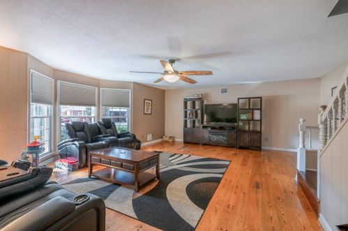 32009 Harris Rd, Tavares FL  32778-4643 exterior