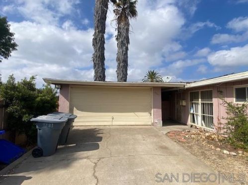 6060 Howell Dr, La Mesa, CA 91942-3826