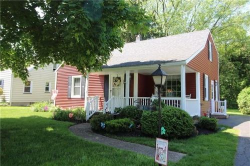 191 Coleman Ave, Spencerport, NY 14559-1827