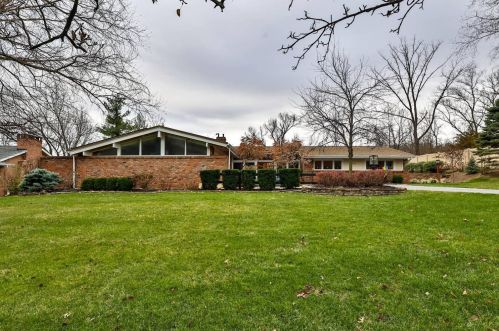 231 Compton Ridge Dr, Cincinnati, OH 45215-4119