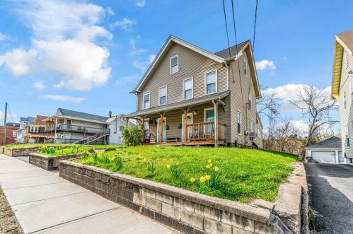 80 Divinity St, Bristol, CT 06010-6004