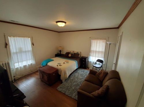 639 Johnson St, Gary IN  46402-2138 exterior