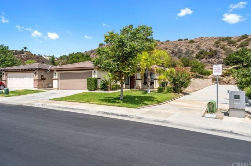 29153 Sunswept Dr, Lake Elsinore CA  92530-7246 exterior