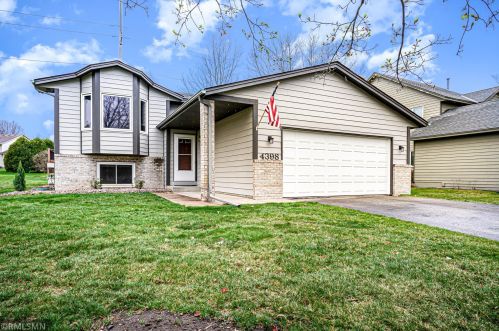 4398 Braddock Trl, Saint Paul, MN 55123-1980