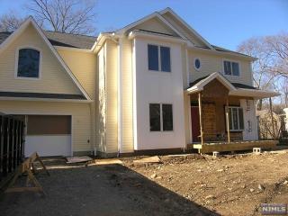 8 Sunnyside Dr, Montvale, NJ 07645-1340