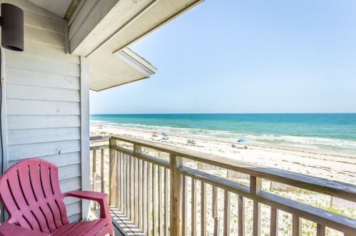 1804 Gulf Bch Dr, Saint George Island FL  32328-2827 exterior
