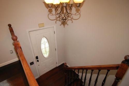 106 Russling Rd, Hackettstown, NJ 07840-4829