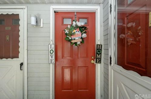 104 Morgan Pl, East Brunswick NJ  08816-5009 exterior