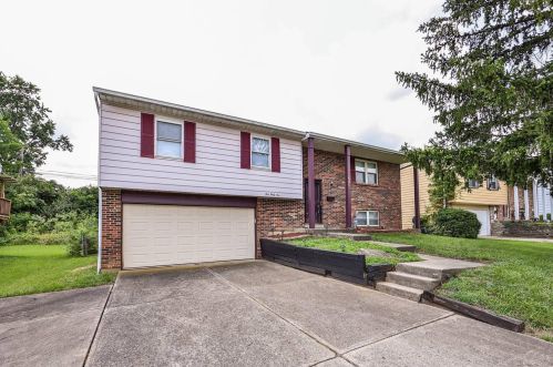 545 Bessinger Dr, Cincinnati, OH 45240-3956