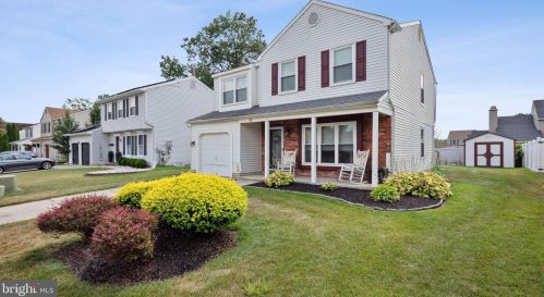 23 Stone Hollow Dr, Erial, NJ 08081-3928
