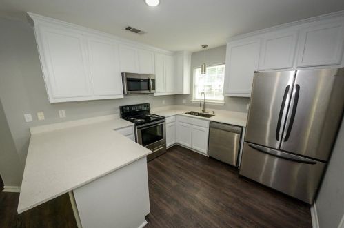 520 Houston Ave, Denison, TX 75021-2514