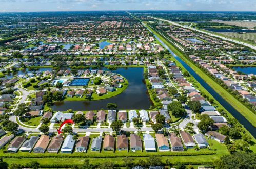 7880 Mansfield Hollow Rd, Delray Beach, FL 33446-3317