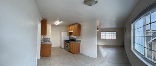1712 Cherry Ave, Long Beach CA  90806-5821 exterior
