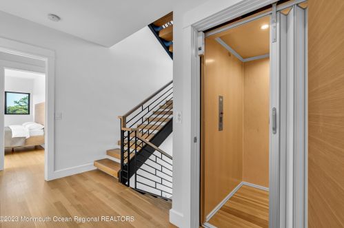 49 Cherokee Ln, Bricktown NJ  08724-4405 exterior