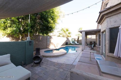 628 Stottler Dr, Gilbert AZ 85296-8387 exterior