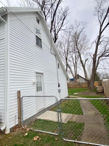 8111 High St, Thurston, OH 43157-2510