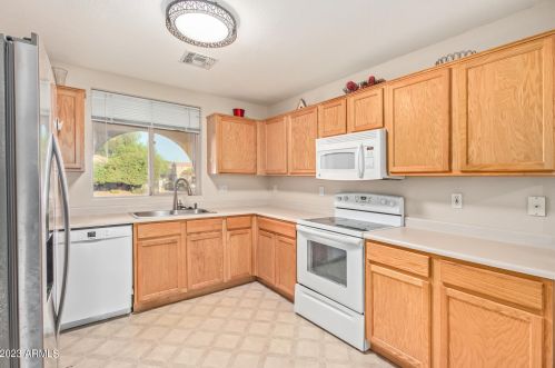 2652 84th Gln, Tolleson AZ  85353-8980 exterior