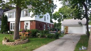 7338 Eden Pl, Milwaukee, WI 53220-1108