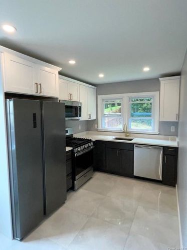281 Madison Ave, Rye Brook NY  10573-2729 exterior