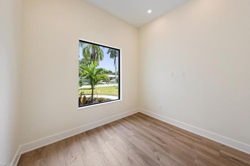 1208 Royal Palm Dr, Naples FL  34103-4823 exterior