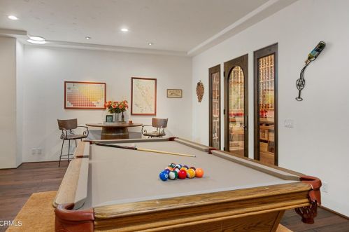 5320 Ivafern Ln, La Canada CA  91011-2811 exterior