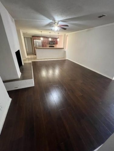 800 Queens Way, Bedford, TX 76021-5314