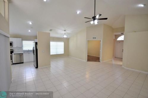 13618 Breton Ln, Delray Beach, FL 33446-3628