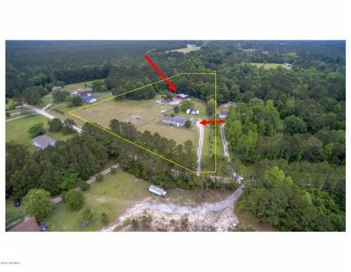 156 April Ln, Stella, NC 28582-9661