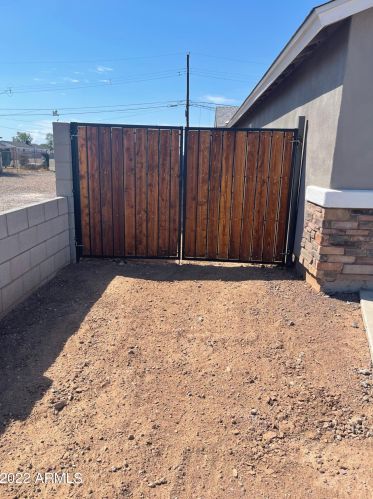 1408 14th St, Phoenix, AZ 85006-2905