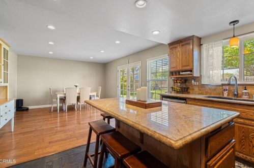 1640 Rivas Ln, Oxnard CA 93035-2749 exterior