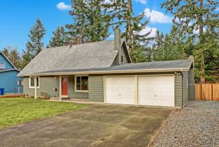 14612 140th Pl, Seattle, WA 98059-5525