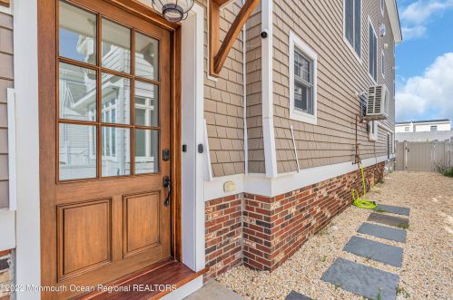 103 Camden Ave, Lavallette NJ  08735-2329 exterior