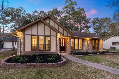 2119 Poplar Park Dr, Humble, TX 77339-1757