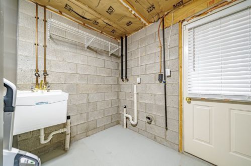 125 Trotwood Dr, Canonsburg PA  15317-9783 exterior