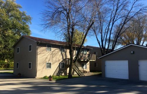 1009 Dakota Ave, Ames, IA 50014-3601