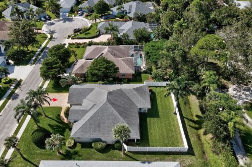 3966 9th Ln, Vero Beach FL  32960-6123 exterior