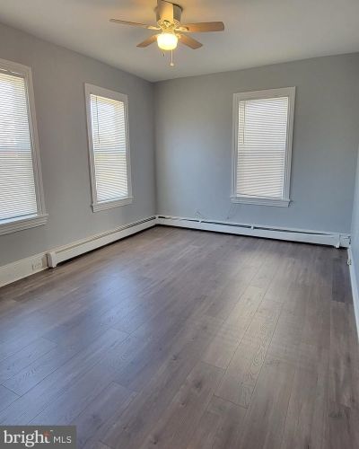 22 Barber Ave, West Deptford NJ  08096-2414 exterior