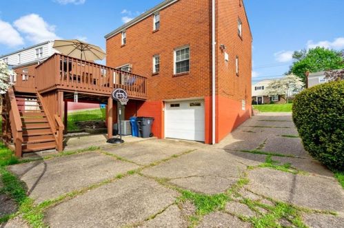 1387 Cardinal Dr, Pittsburgh PA 15243-1253 exterior