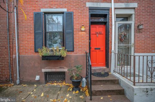 2432 Aspen St, Philadelphia, PA 19130-2504