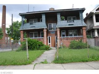 3417 Bosworth Rd, Cleveland OH  44111-6025 exterior