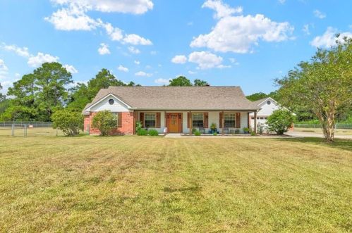 5433 Hidden Meadows Dr, Orange, TX 77632-3521