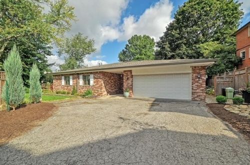 5627 Beacon St, Pittsburgh, PA 15217-2011