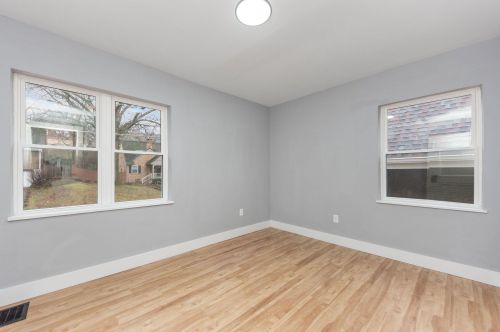 1420 Amsterdam Rd, Covington KY  41011-2052 exterior