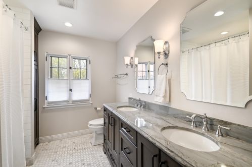 2403 91, Milwaukee WI 53226-1832 exterior