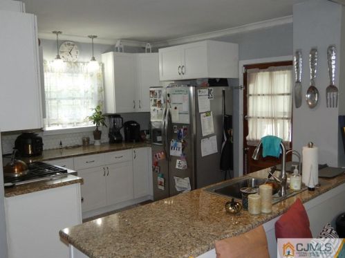 109 Tompkins Ave, South Plainfield NJ  07080-3042 exterior