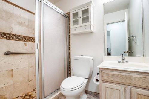 4518 Falls Dr, Dallas TX  75211-6405 exterior