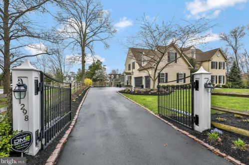 1298 Cedar Hill Rd, Prospectville, PA 19002-1404