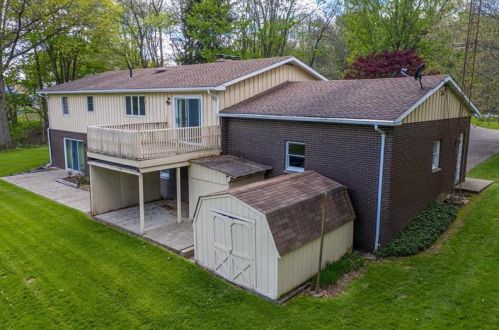 3150 Ivanhoe Rd, Hermitage, PA 16150-9468