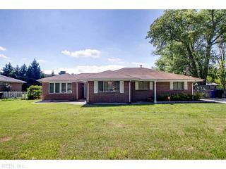 3216 Granada Rd, Portsmouth, VA 23703-4208